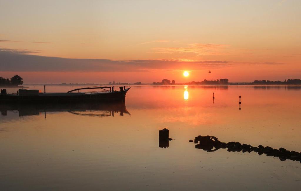 Houseboat Uitzicht Over Veluwemeer, Natuurlokatie, Prachtige Vergezichten Biddinghuizen Exteriér fotografie