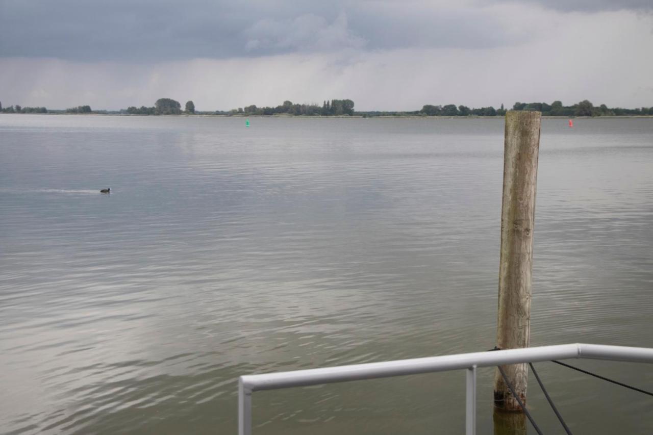 Houseboat Uitzicht Over Veluwemeer, Natuurlokatie, Prachtige Vergezichten Biddinghuizen Exteriér fotografie